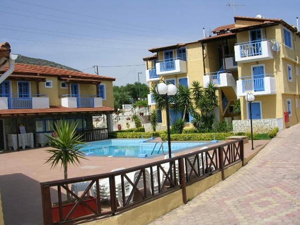 Mareva Hotel Apartments Hersonissos  Ngoại thất bức ảnh